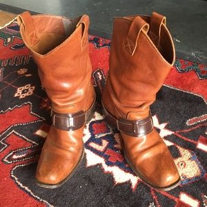 Moma Harness Boots